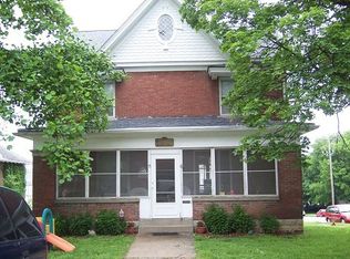 321 N 3rd St, Atchison, KS 66002