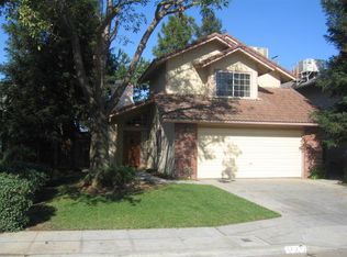 1174 E Goshen Ave, Fresno, CA
