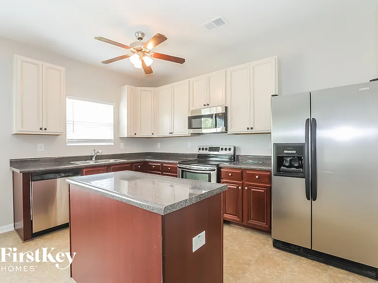 7007 Annie Walk — Photo 3