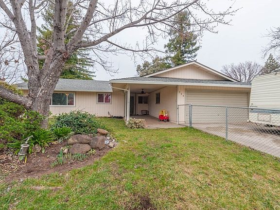 5th image of 550 Waterford Dr