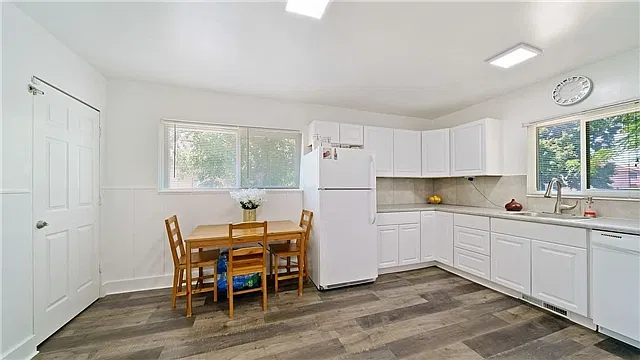 4 bed, 1800 sqft, $2,395 — Photo 3