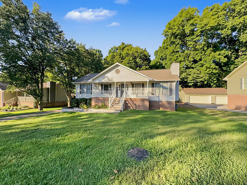 3700 Stoneridge Dr