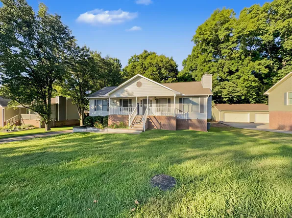3700 Stoneridge Dr, Knoxville, TN 37931