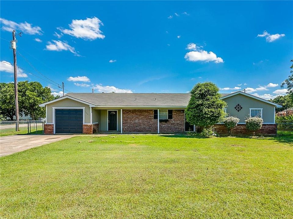 1st image of 1701 Willow Wood Dr