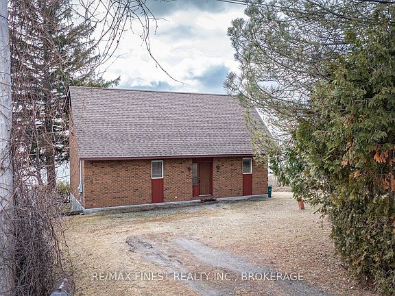 3rd image of 1141 Front Rd