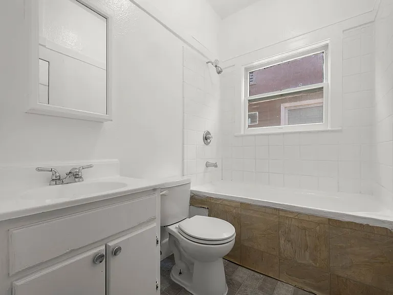 406-412 S Rampart Blvd — Photo 7
