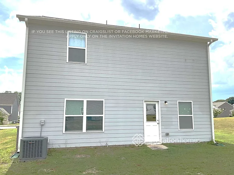 407 Vermeer Ct — Photo 14