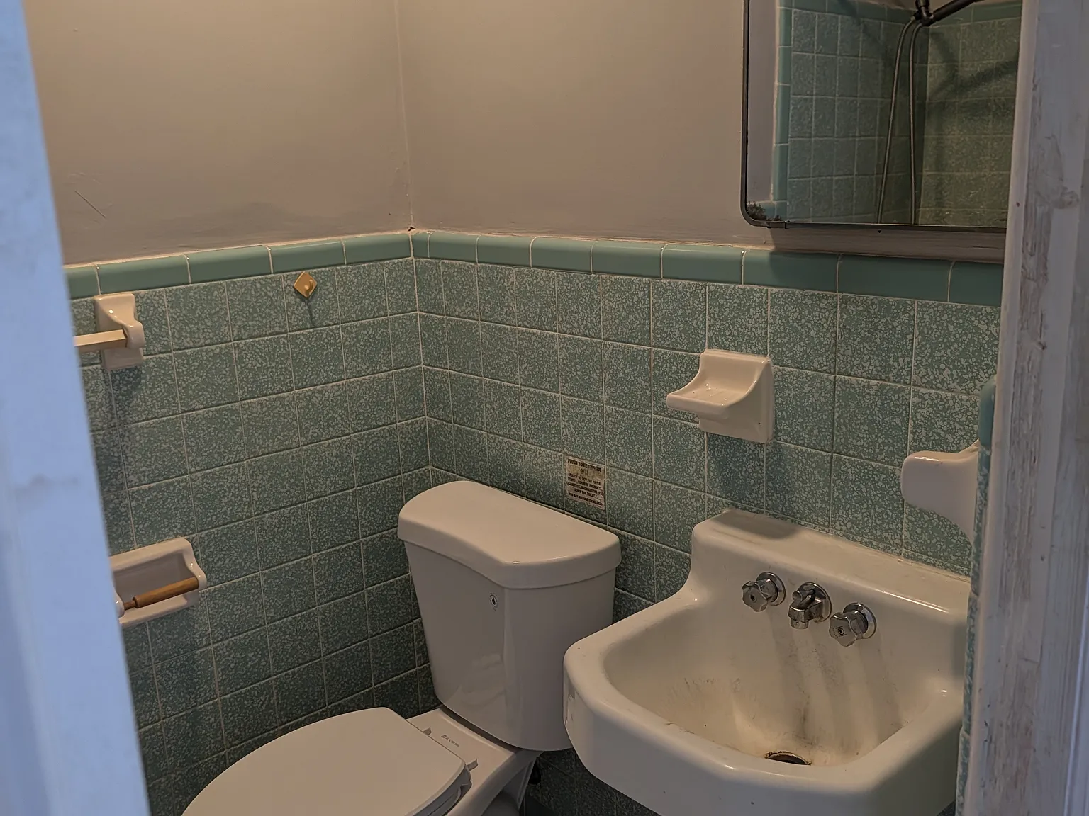 6480 Miami Dr — Photo 1