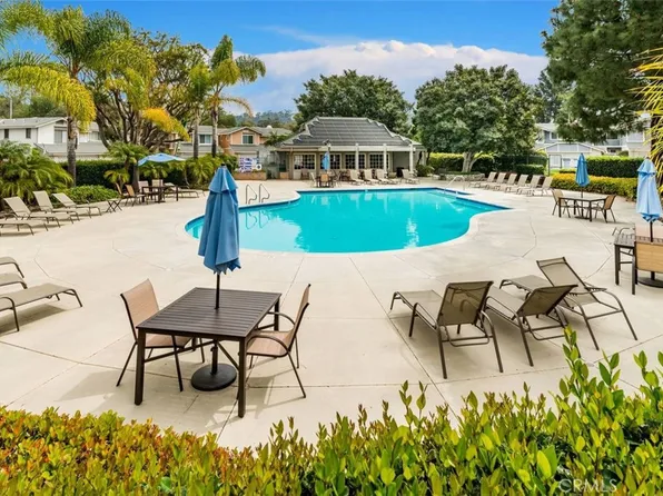 22006 Summit Hill Dr, Lake Forest, CA 92630