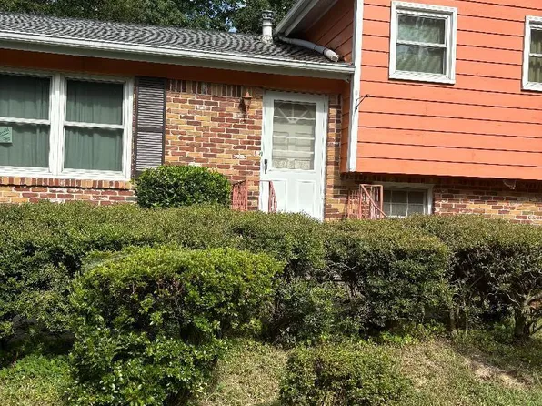 1457 4th St NW, Pinson, AL 35126