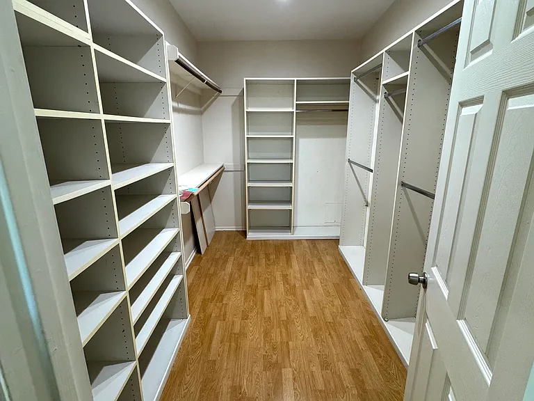4664 Willis Ave #4 — Photo 15