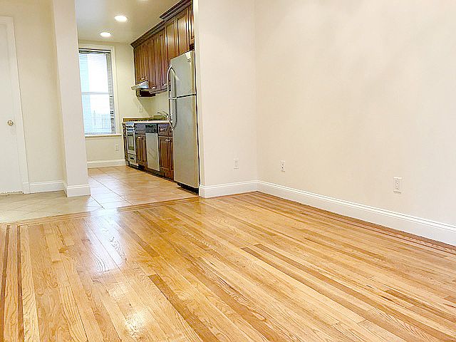 1st image of 104 Sullivan St APT A