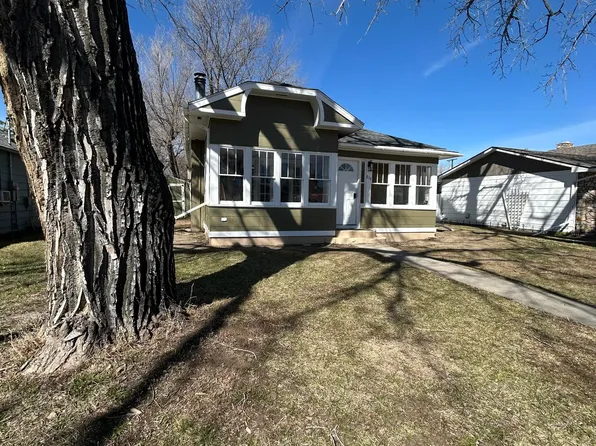 819 Ohio St N, Chinook, MT 59523