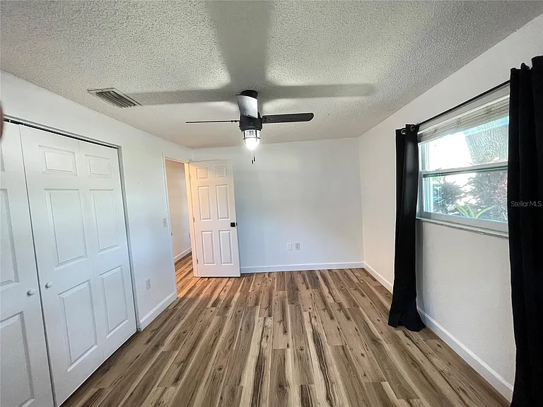 8104 Badger Ln — Photo 12