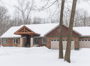 501 Bayberry Ln, Slinger, WI 53086