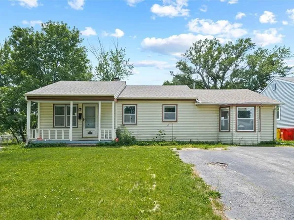 10709 E 28th St S, Independence, MO 64052