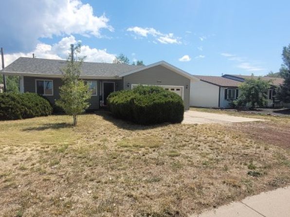 898 Hereford Dr