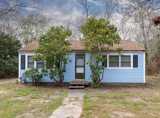 523 Strawberry Hill Rd, Centerville, MA 02632