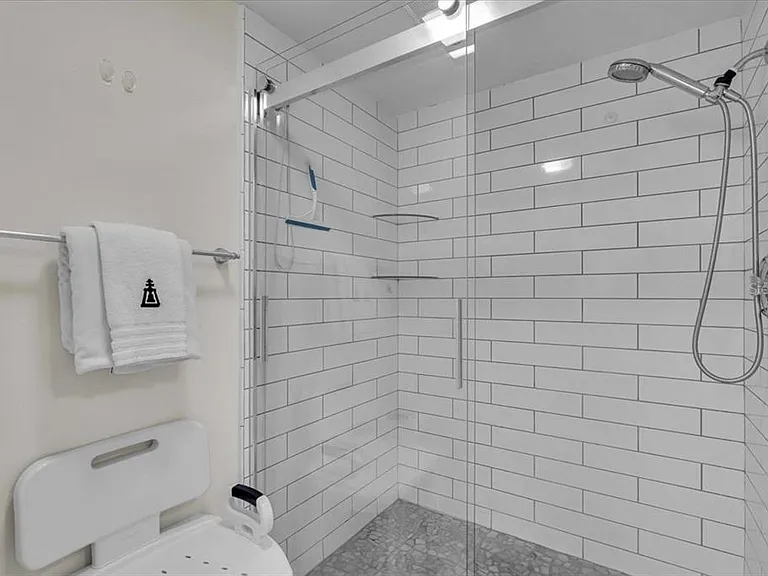 5621 Gulf Of Mexico Dr #102 — Photo 17
