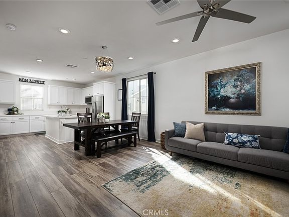 4th image of 162 Juniper Dr