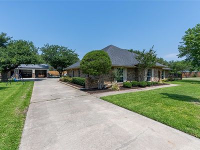 1900 Twin Brook Turn, Corinth, TX, 76210