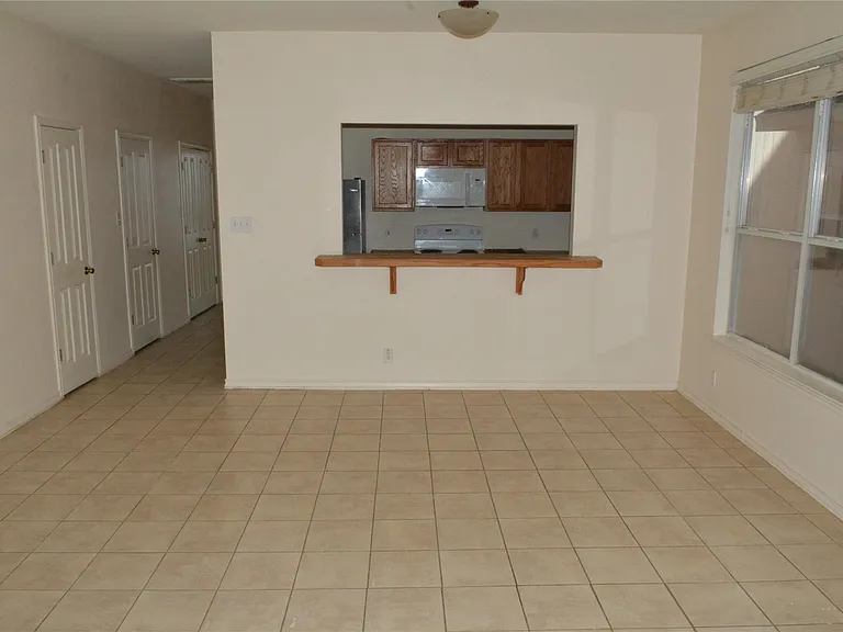 112 Sandstone Dr #G — Photo 8