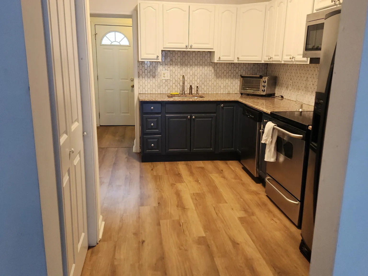 1316 N Hollywood St — Photo 1