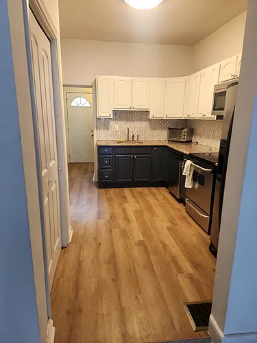 1316 N Hollywood St Photo 1