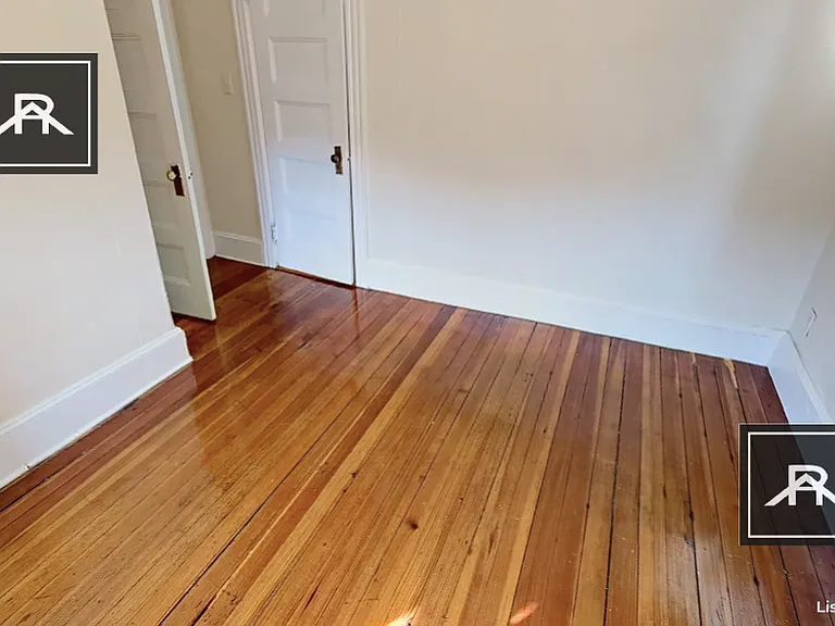 1595 Beacon St #11 — Photo 3