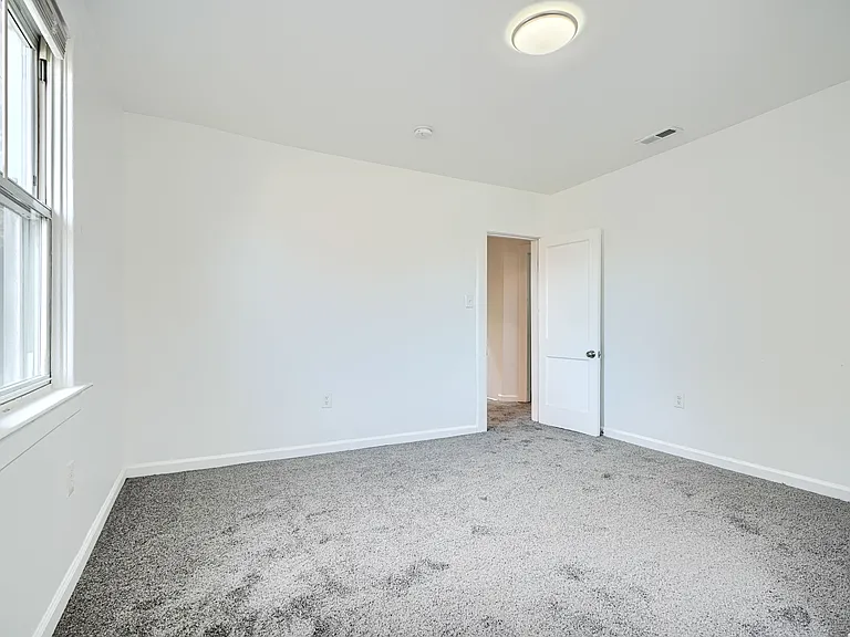 13 Summerfield Rd — Photo 24