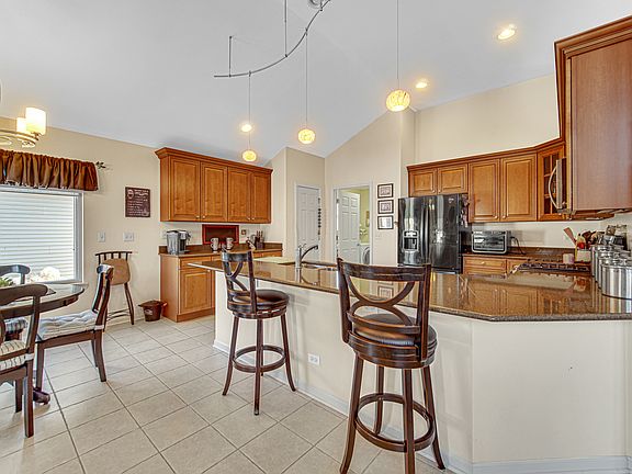 5th image of 1387 Prescott Dr