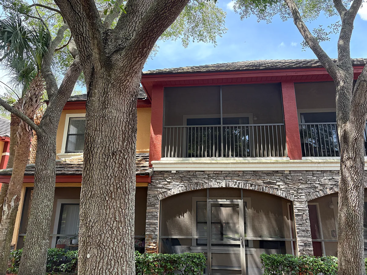 Building Photo - 2151 Chianti Pl #127