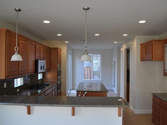 3rd image of 423 N Mill Valley Dr