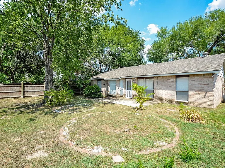 7623 Kite Hill Dr — Photo 28