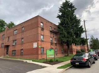 Cliveden Court, Philadelphia, PA 19119