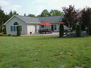 2nd image of 12 Zirkel Ave