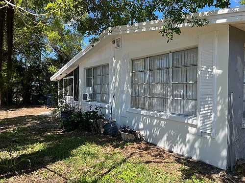 257 Whittier Ave Photo 1