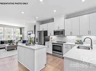 4922 Old Pineville Rd #1001D, Charlotte, NC 28217