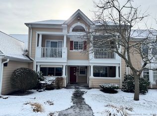 128 North St APT 25, Groton, CT 06340
