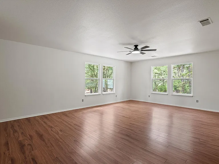 1014 FM 1441 — Photo 29
