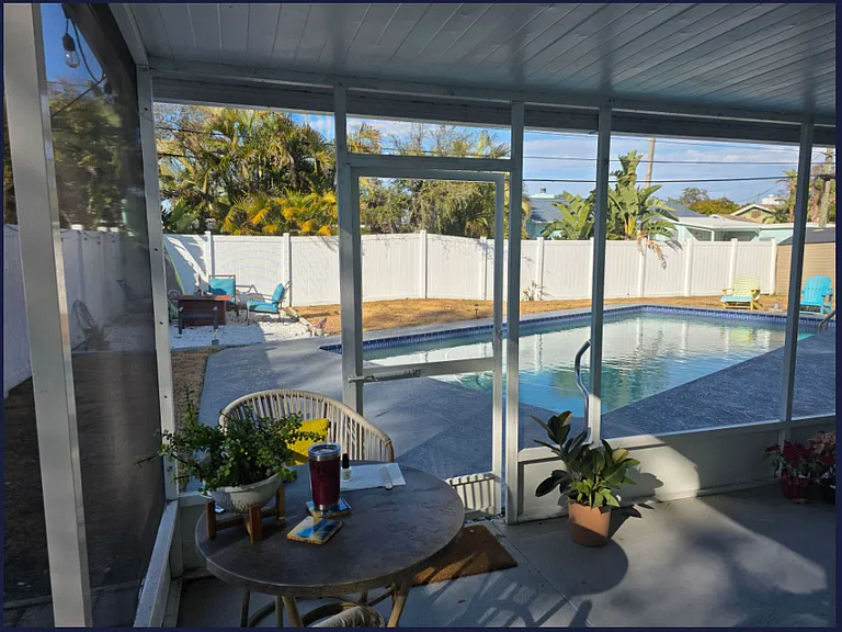1220 Bermuda St — Photo 4