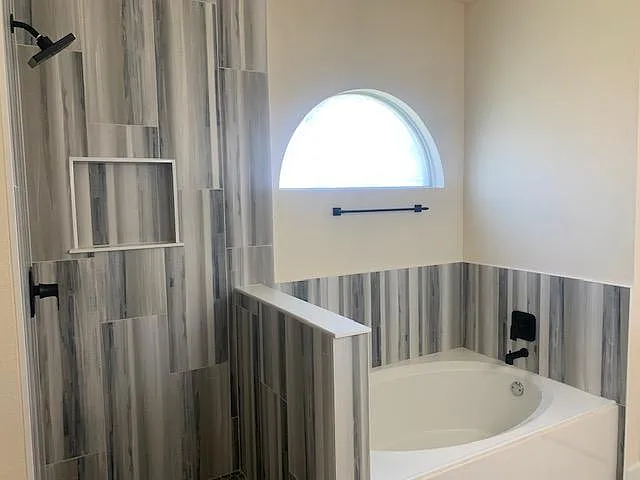 9717 Longhill Dr — Photo 3