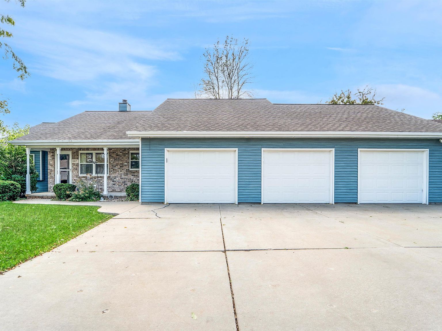 1517 Driftwood Way, Menasha, WI 54952 Zillow