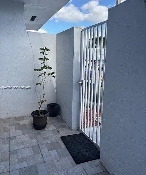 10720 NW 7th St #7A — Photo 3