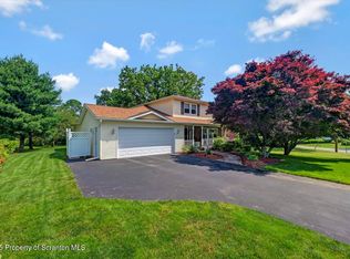 1024 Sleepy Hollow Rd, Clarks Summit, PA 18411