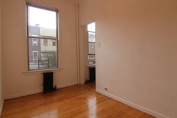 Rented by Nooklyn NYC LLC | media 22