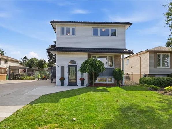 63 Folkestone Ave, Hamilton, ON L8V 4N1