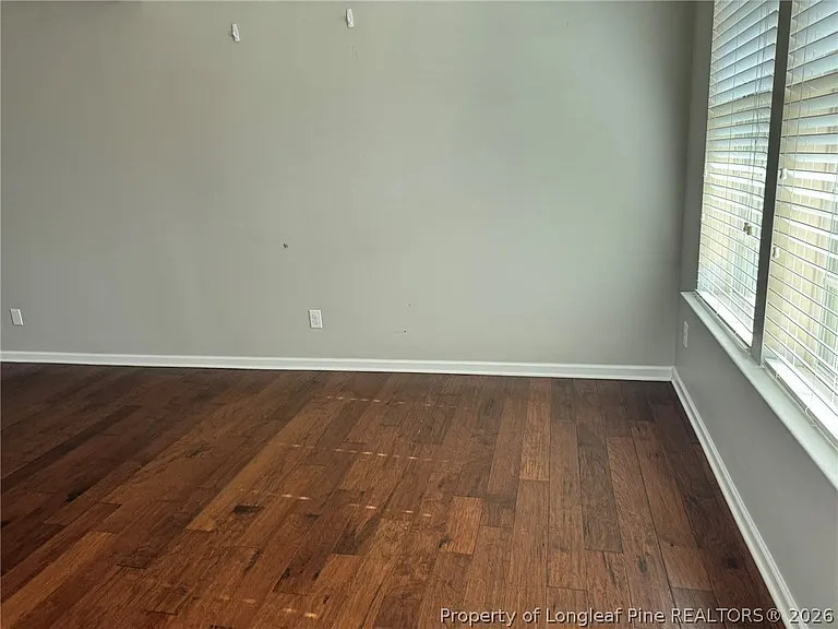 350 River Oak St — Photo 12