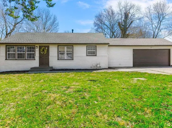 8017 Waverly Ave, Kansas City, KS 66109