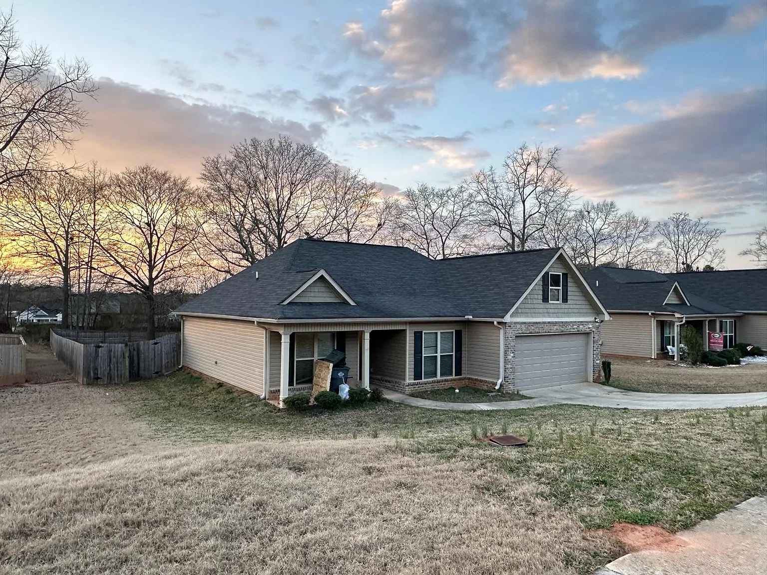 4 bed, 1565 sqft, $1,995 — Photo 3
